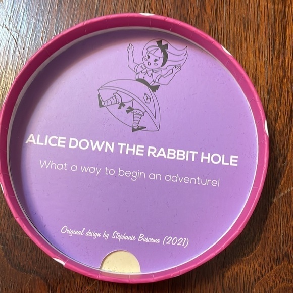 Nib Erstwilder Alice Down the Rabbit Hole Brooch - Picture 3 of 5